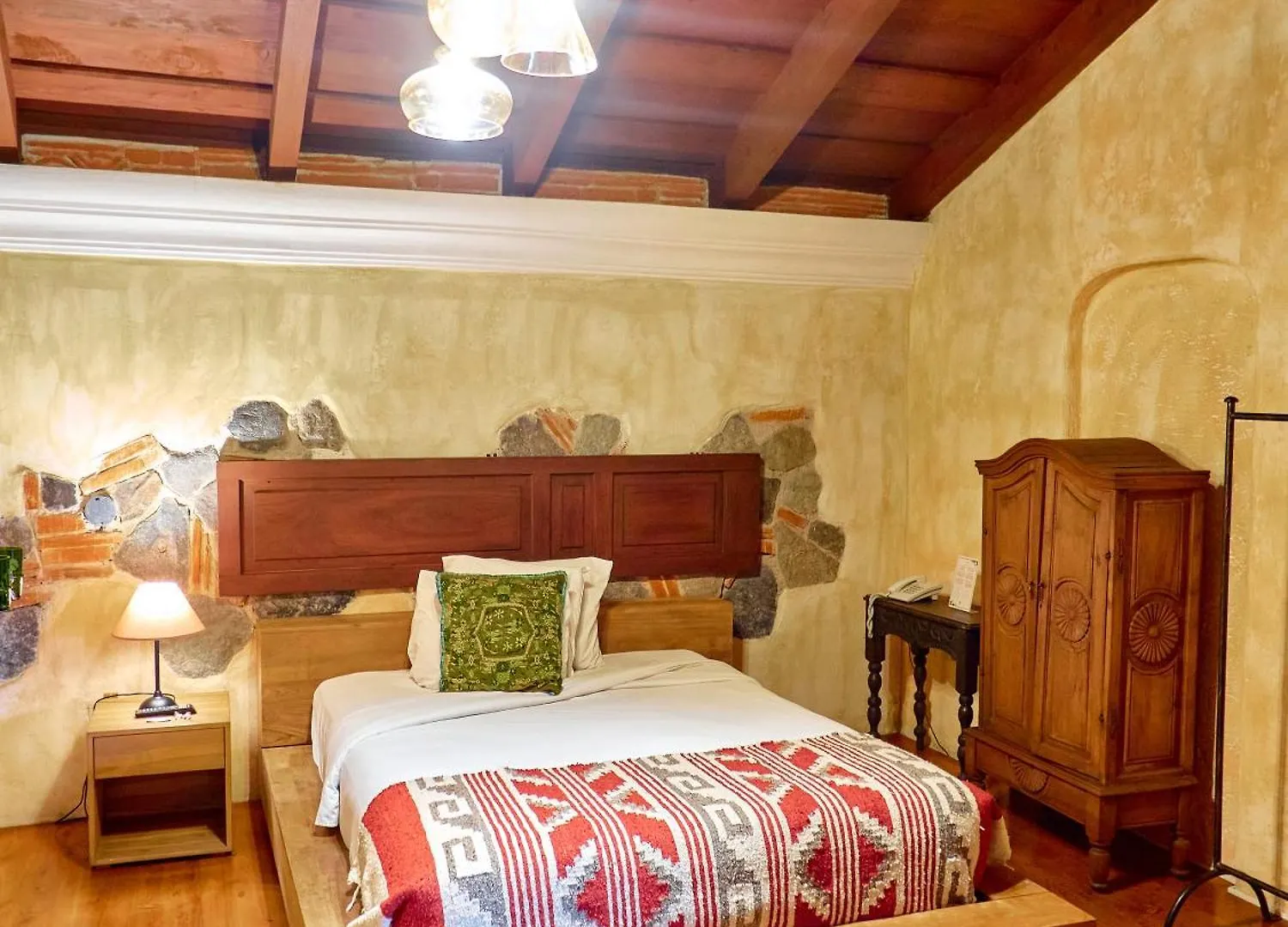 Naif Boutique Hotel Antigua 4*,  Guatemala